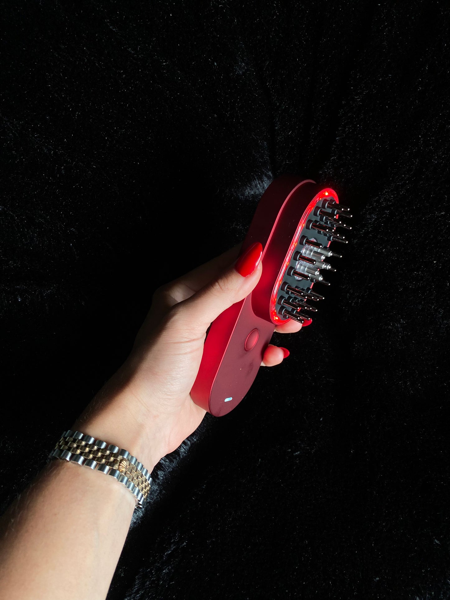 Red Light Therapy Hair Brush